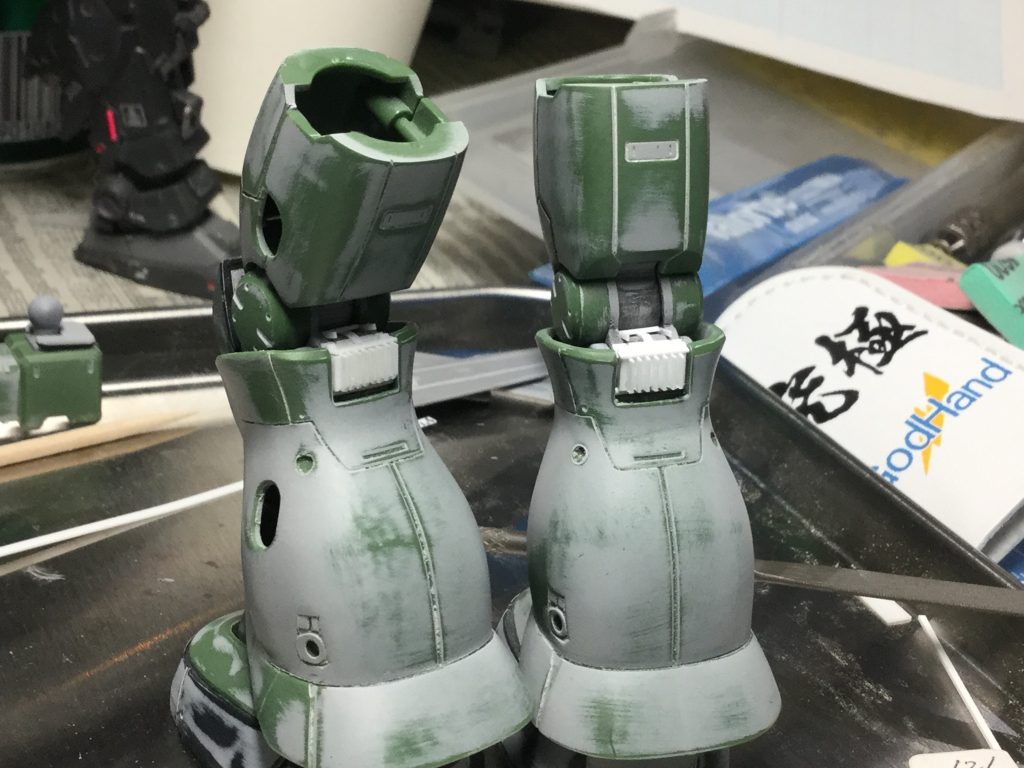 膝裏のヒートシンクディテール