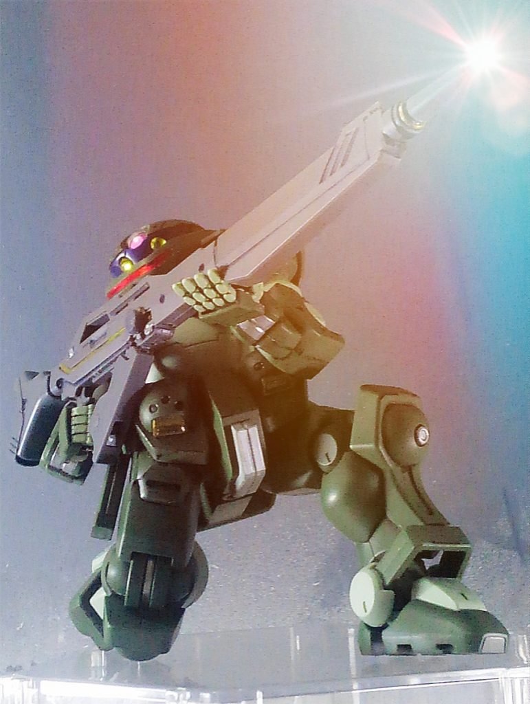 ガンダムエースの付録を持たせて、#ガンプラフォトGP に投稿した１枚です