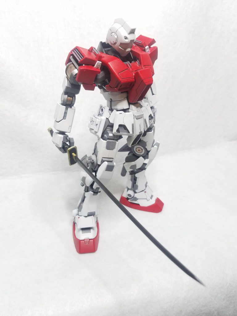 黒刀、鞘共にプラ板でのスクラッチ‼
って言っても自慢できるような仕上がりではありません。