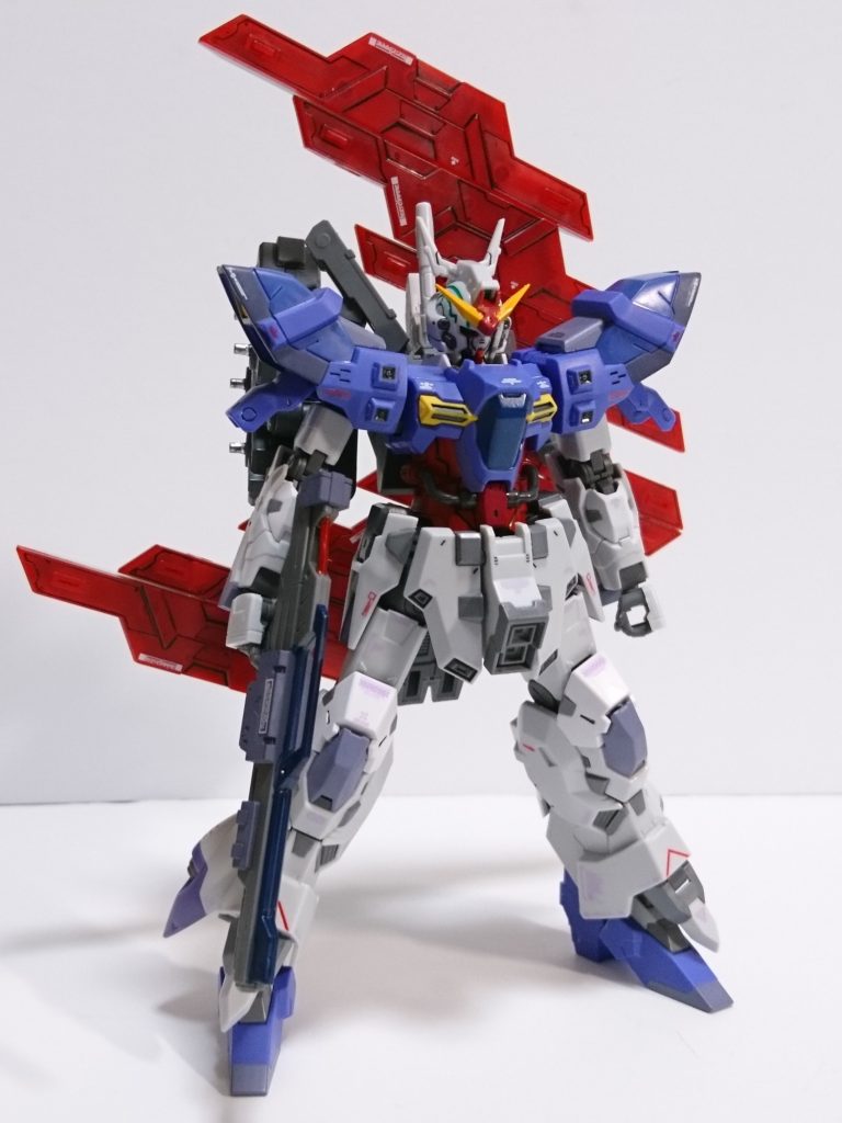 ガンダムグレー、メカグレーを中心に使用しました。
どちらもホワイトと混ぜて少し明るい色合いに調整しました。