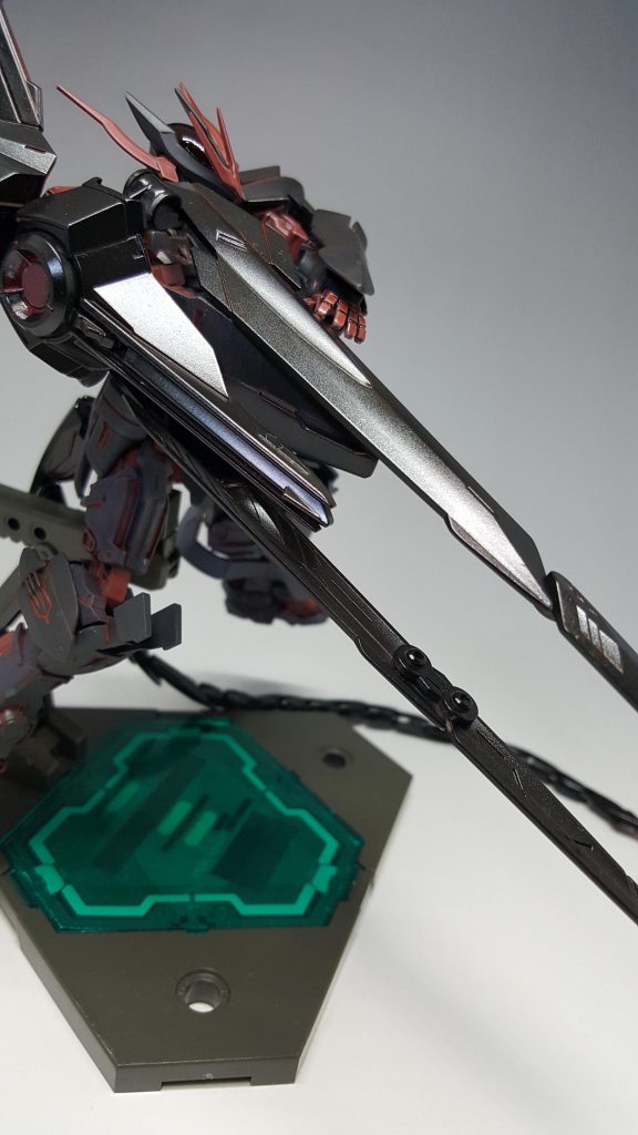 ユニットの先端にパール塗料を吹いて見たんですが、あんまり目立たせられなかったです(^_^;)