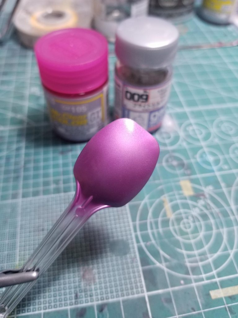 シルバーの上からクリアーピンク重ね塗りの実験