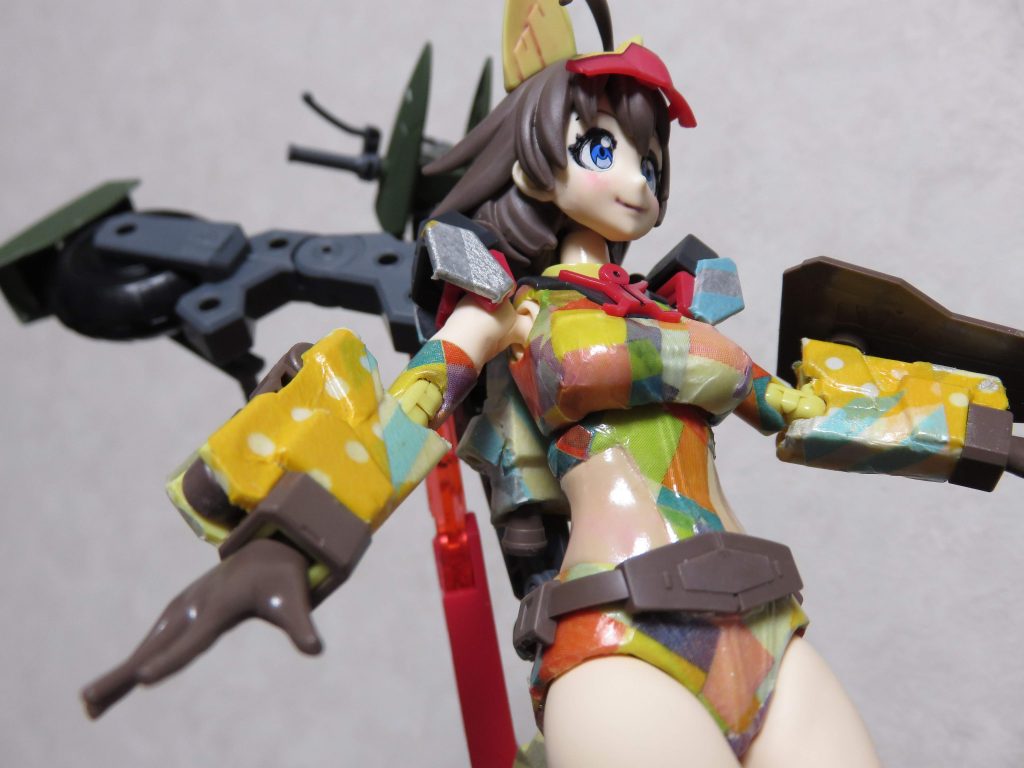 おなか辺りは肌色にトップコートをかぶせて
クリアパーツモチーフにしています