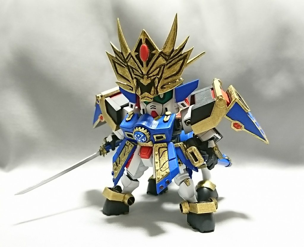 ケンタウロスモード！！
脚部は背面に取り付けて、余剰パーツが出ないようにしています。