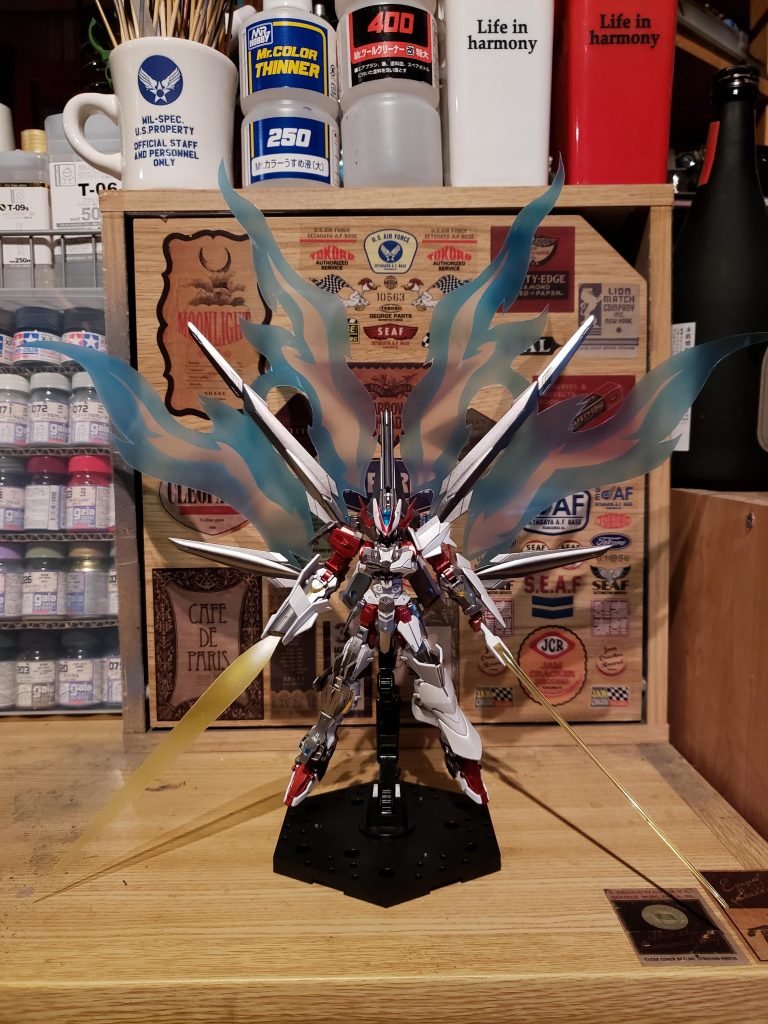 Xコネクト。ナイトロエフェクトとガントレットセイバーの高出力ビームサーベルをプラ板で再現してみました。