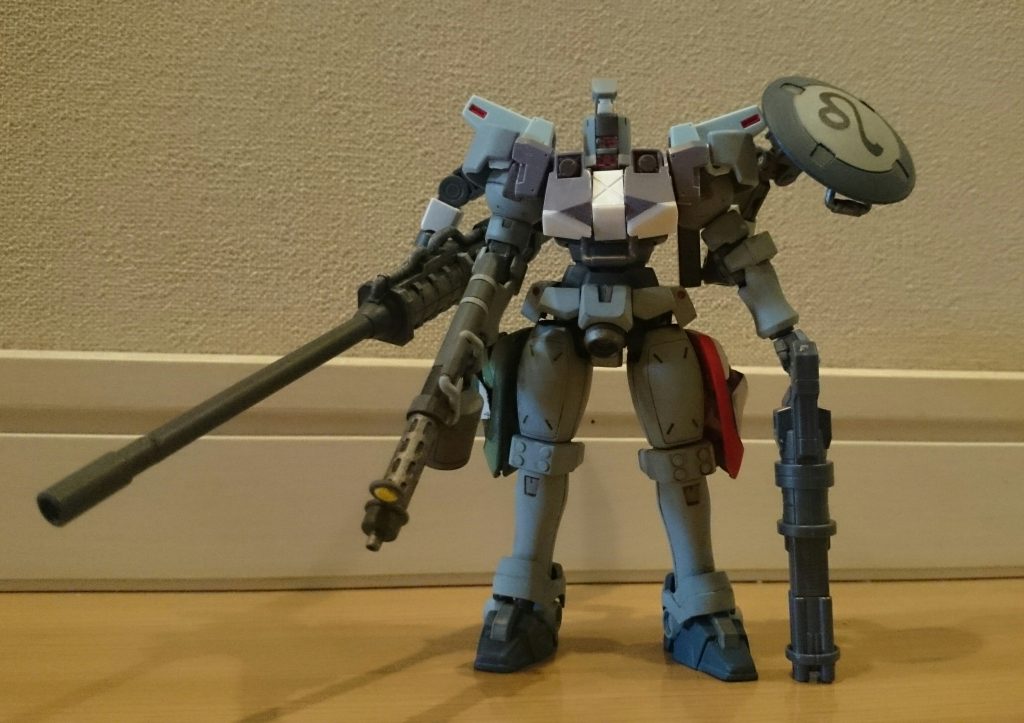 塗装前。フロント。アーマーはリーオーNPDの余りパーツ、ガンダム、ジムコマンド、ジムカスタムでできてます。