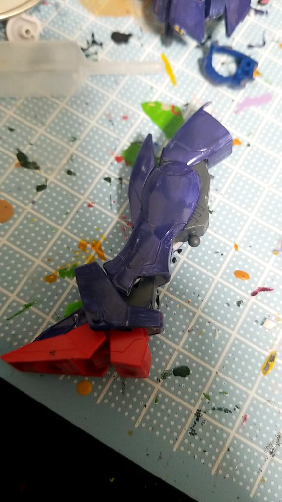 脚部はウィングガンダムのものを使用