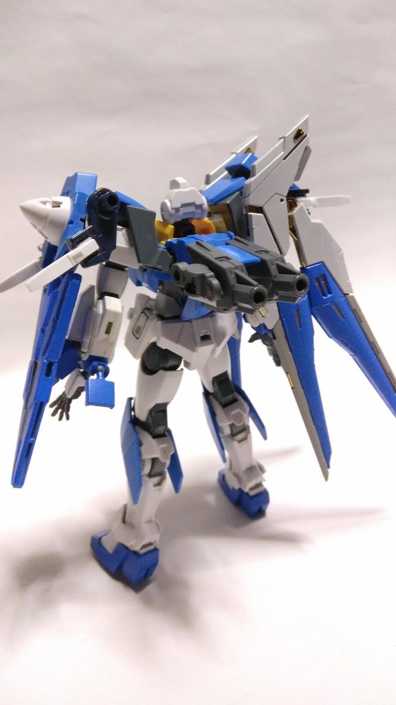 バックΣp[【◎】]ω・´)
エースのバックパックを巨大化