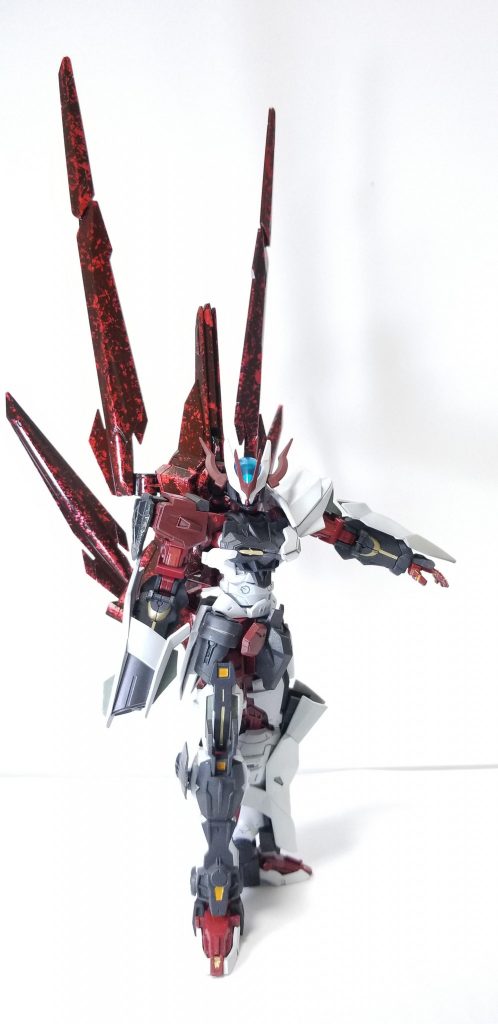 一番好きなポージングです。とあるヒーローの変身ポーズをリスペクトさせて頂いてます。