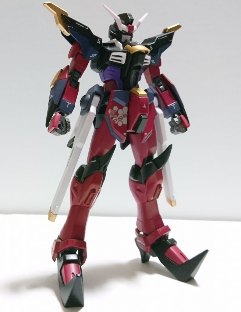 [本体塗装]
・メインパーツ…シャアレッド。
・黒パーツ…ブラック&半光沢トップコート処理。
・金パーツ…レッドゴールド&半光沢トップコート処理。
・白パーツ…ニューホワイト。
・顔、胴…パープル。
・肩配色…ティターンズブルー。
・各部グレー配色…メカグレー。
・サーベルホルダー…グレー。