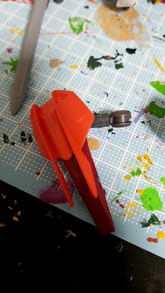 ガンブレードの収納部はインパルスランシエのサイドアーマーとバウのリアスカートを使用