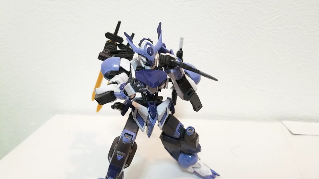 コンバットナイフ
小回りがきく