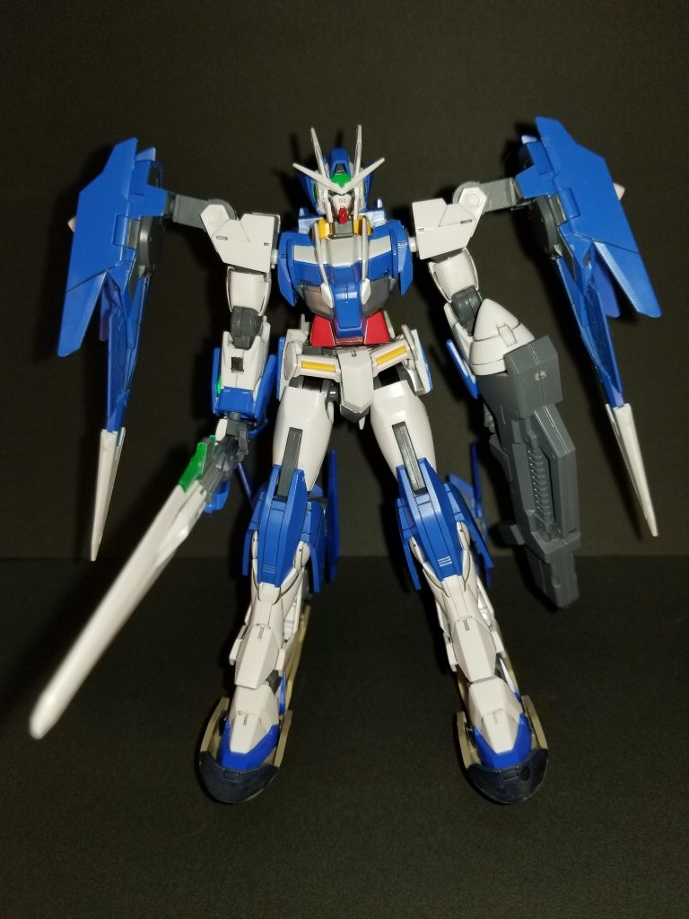 【機体設定】

名称：ガンダムダブルオーダイバー（雪上走行仕様）

本機体はまだダブルオーダイバーエースが活躍している間に、雪上走行の為に急遽コーイチが部品を用意した急造のガンプラという設定である。
肩へGNドライブを移動して腕周りの可動域を増やし、脚部にスキーパーツを取り付けて雪上走行を可能にしている。
スキーパーツにもＧＮドライブが搭載され、合計４個が機体に装着されている。
安定性の問題は『両肩の２個が機体の動力で、それ以外はその部位専門として同調をしない』事でクリアしている。
両肩のスーパーＧＮソードⅡはビームライフルとして使用可能である。