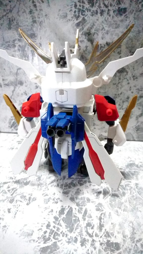 MG ゴッドガンダムの
コア・ランダーや手首パーツ等を使用して改造