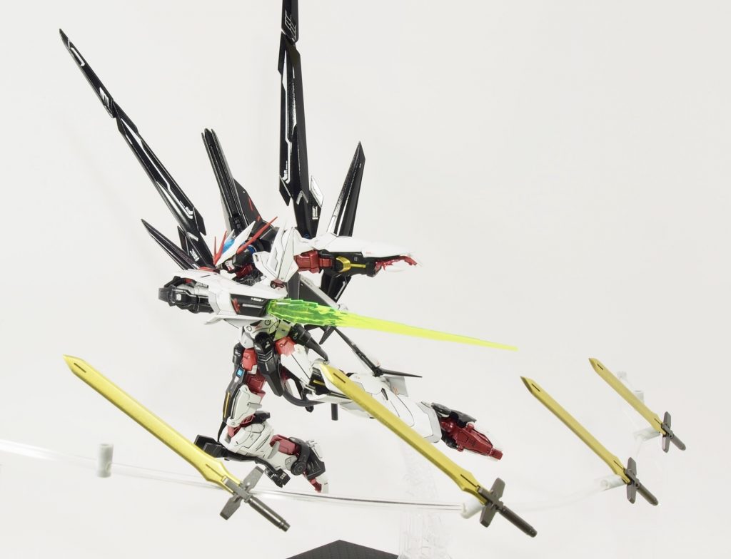 ブレイドドラグーンを操りながら高速で切り合うスタイルです