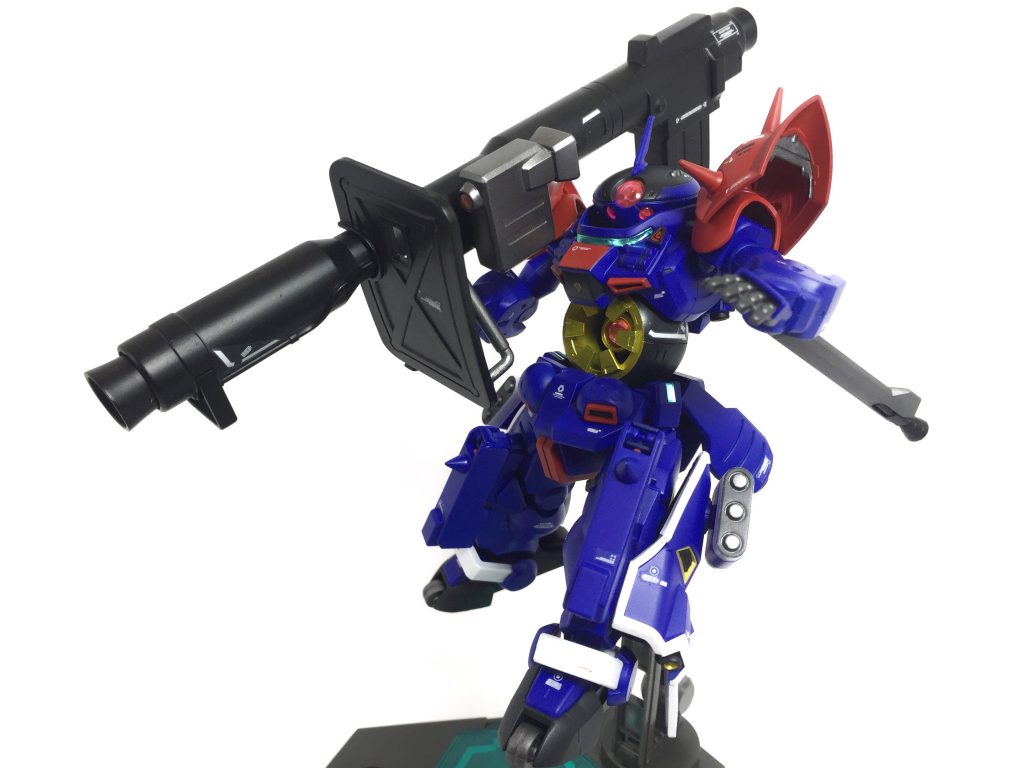 ◆ジャイアント・ラケーテンバズ◆
1/100サイズのラケーテンバズを装備。大きいため取り回しが難しいが威力も桁違い。