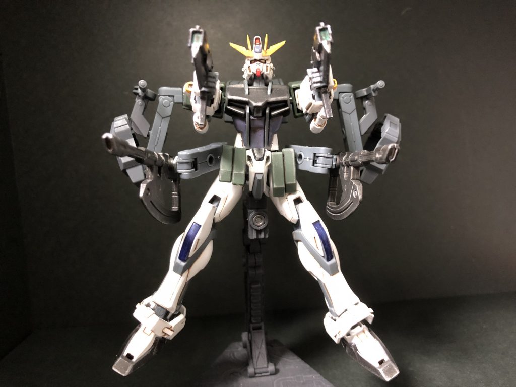 振り返って見るとホントストライクノワールの為だけに存在している機体って感じでした!設定上どうしても不遇な扱いっぽく見えますが、個人的にはこういう感じも大好きなので作れて大満足です!
まだまだ色んな試作武装を試してみたいので
タイプ違いが出来たらまた投稿してみるかもしれませ!良かったらまた見てください!!
それではー!!