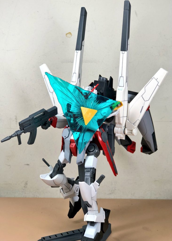 腕のビームシールドも使うことができます