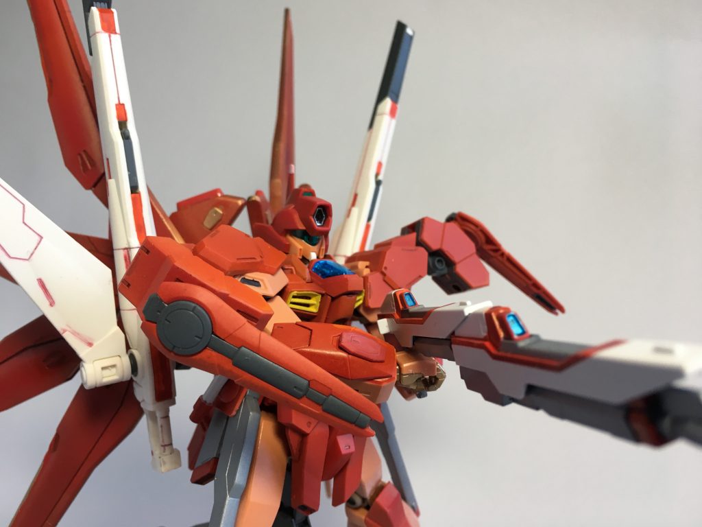 元機体の使用者のユッキーの精密な砲撃支援の戦闘スタイルも連結したビームライフルを用いて再現可能。
ユッキーの精密射撃が好きなだけです、はい