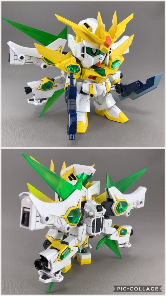 SDモードです。
顔が幼く感じたので、ツノを下げたり、目つきを少し悪くしました。
リアルモードのひざ関節を変えて、そのままでは見栄えが悪くなったので、背中のビットは配置を変えて羽っぽくしてみました。
ライフルの穴はフタをつくり、ブレード連結時にフタと持ち手は外せます。ブレードに持ち手をつくり、ブレードだけでも持てるようにしました。