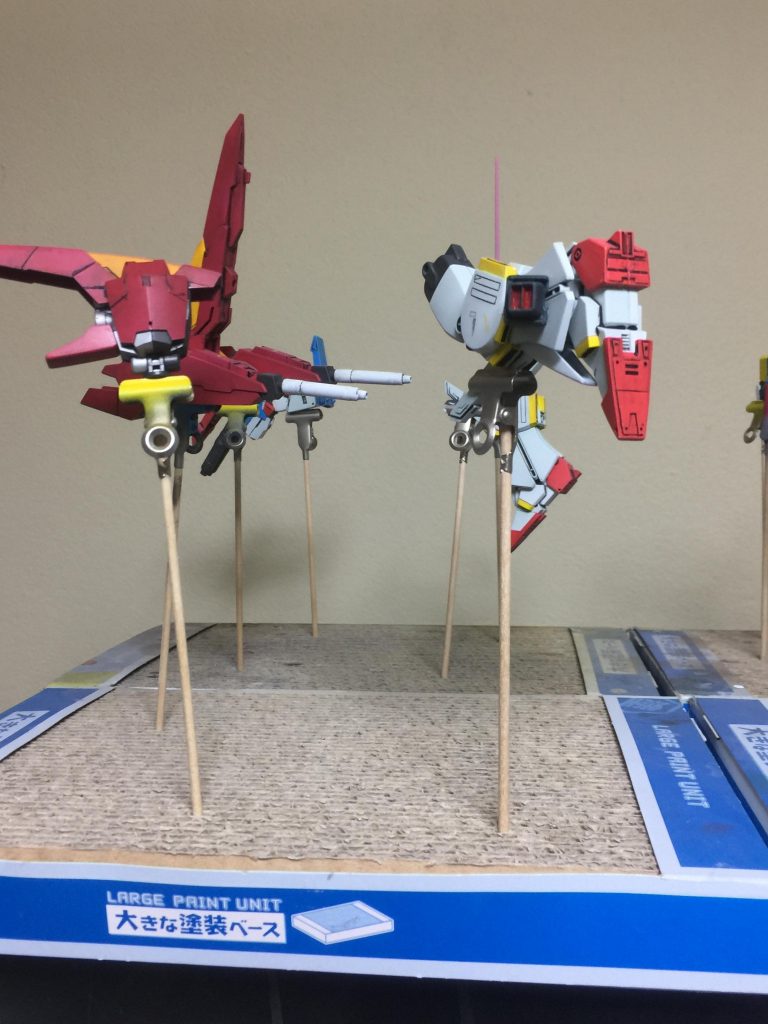 ZZガンダムとライトニングバックウェポンシステムMk-Ⅱ のつや消しトップコート吹きの工程