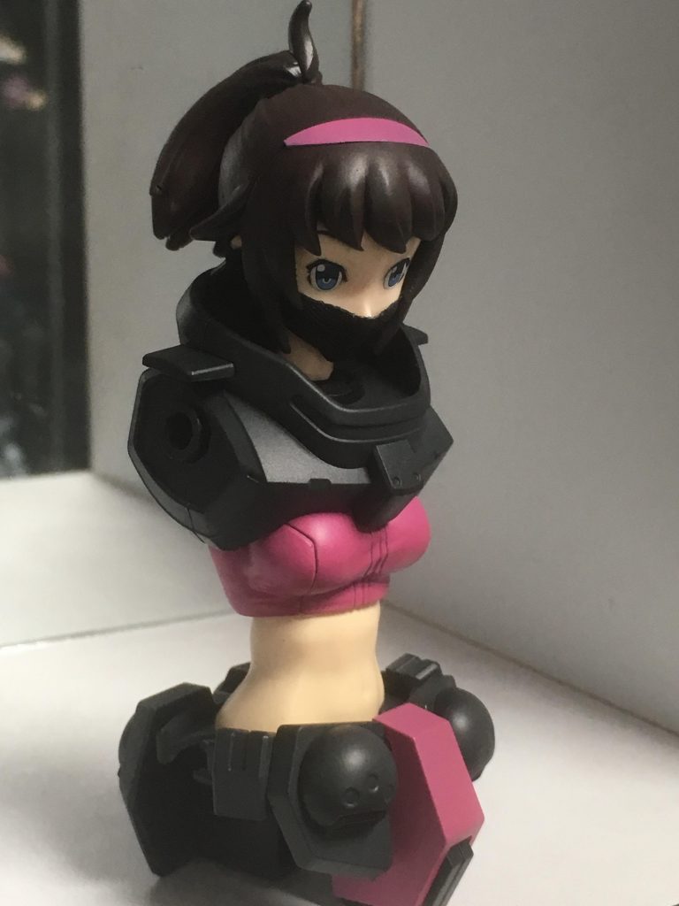 ふみなの口元が好みではなかったのですが修正する技術を持っていなかったので、それならいっそマスクして隠してしまおう、という理由から最終的に忍者仕様になりました。