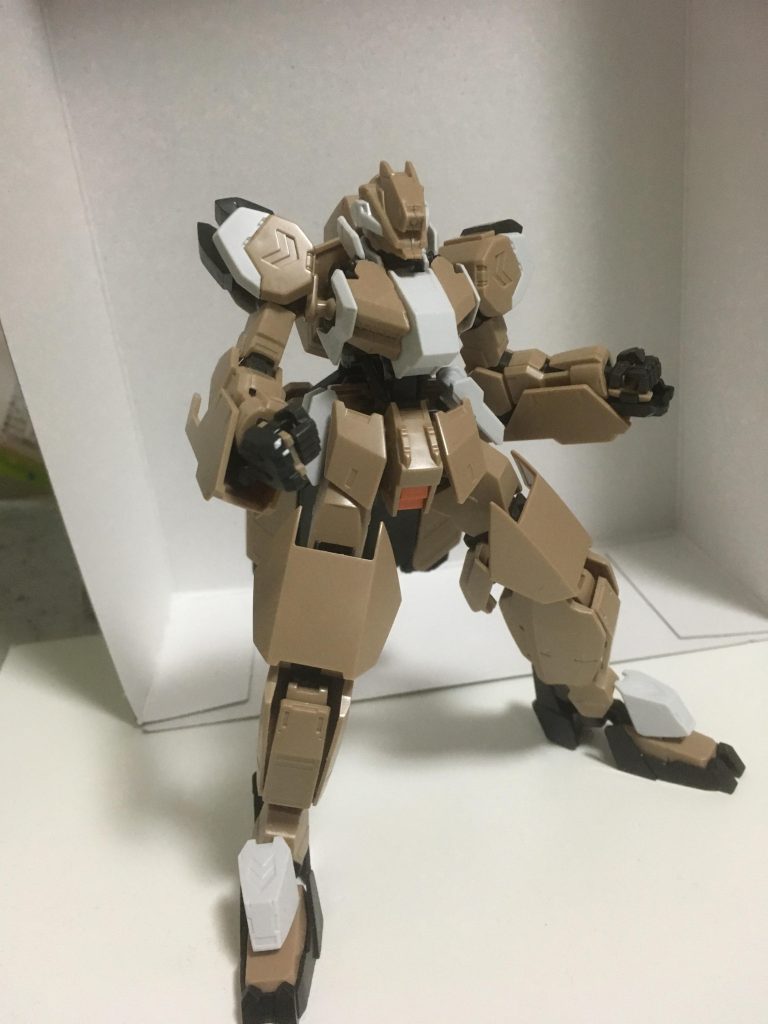 塗装前
武器以外はグシオンリベイクフルシティで完結しています( ´∀`)