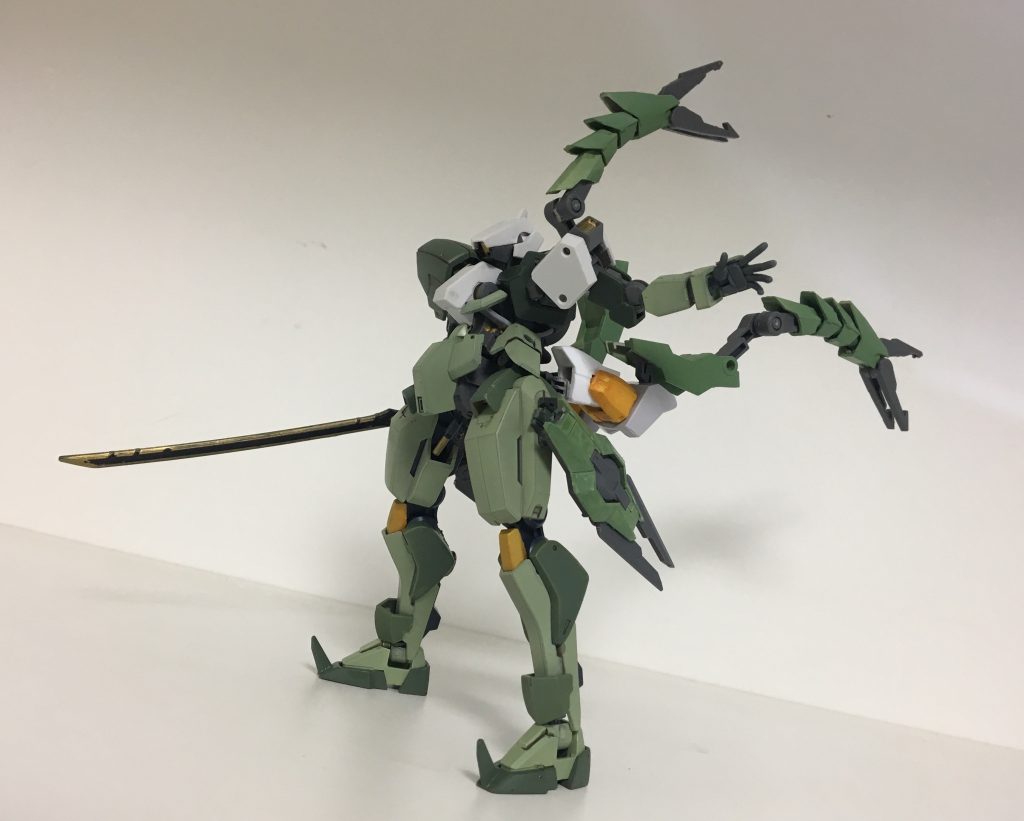 最後にポーズ！
最後まで見てくれてありがとうございます！
久々のプラモ製作は楽しいですね！