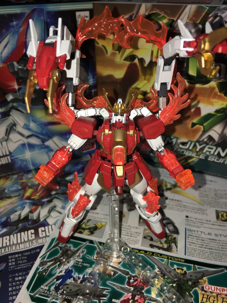 強敵だと認めた相手には槍を捨て本来の姿で立ち向かう。
全身から炎が上がり、2本のドラゴンハングを展開した姿、この姿こそが紅龍の真のバトルスタイルであり、同時に「烈火炎装」(某大人の特撮から丸パ○クリですがw)という必殺技でもある。