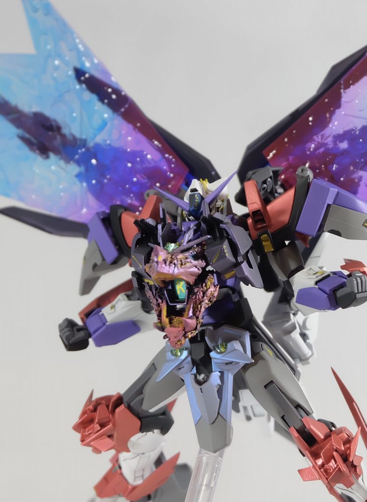 邪竜の顎が開く時、立ちはだかるモノ全てに黄昏が訪れる。