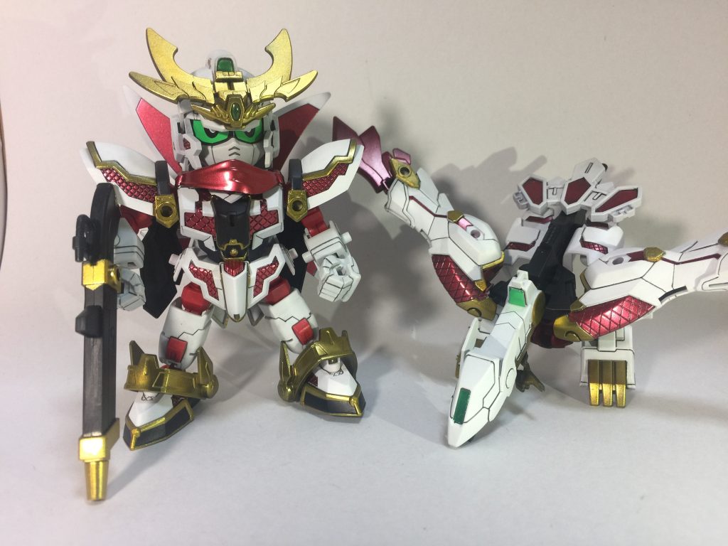 支援メカ ハットリくん世代としてはニンともカンともな相棒