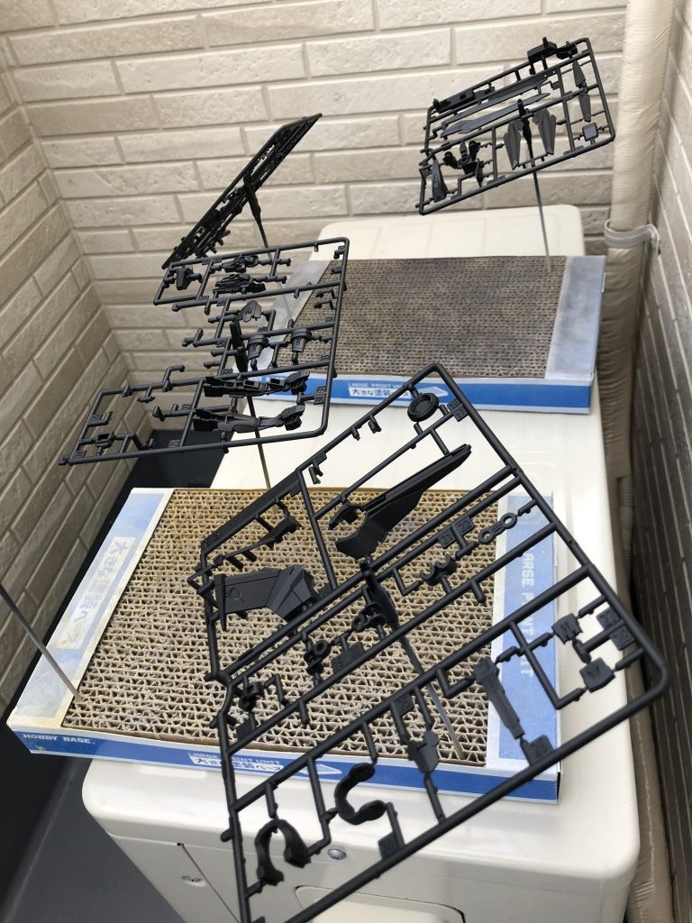 めんどくさすぎてランナー塗りをしました!