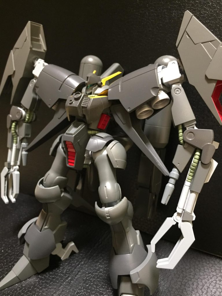 部分塗装前の状態です。
これでもカッコいいですが、ワンポイントあるだけですごく印象が変わりました。


塗装前や塗装中のは撮ってませんでしたすみません＿|￣|○