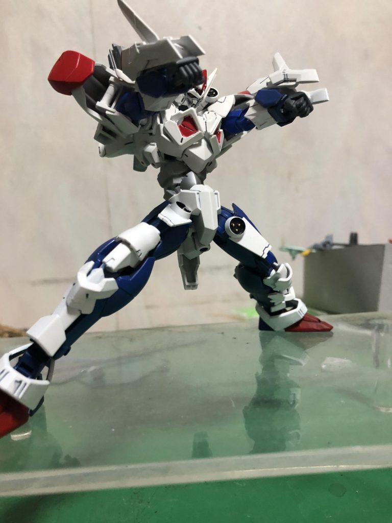 ブーストナックルはちゃんと出来るように腕は外れます