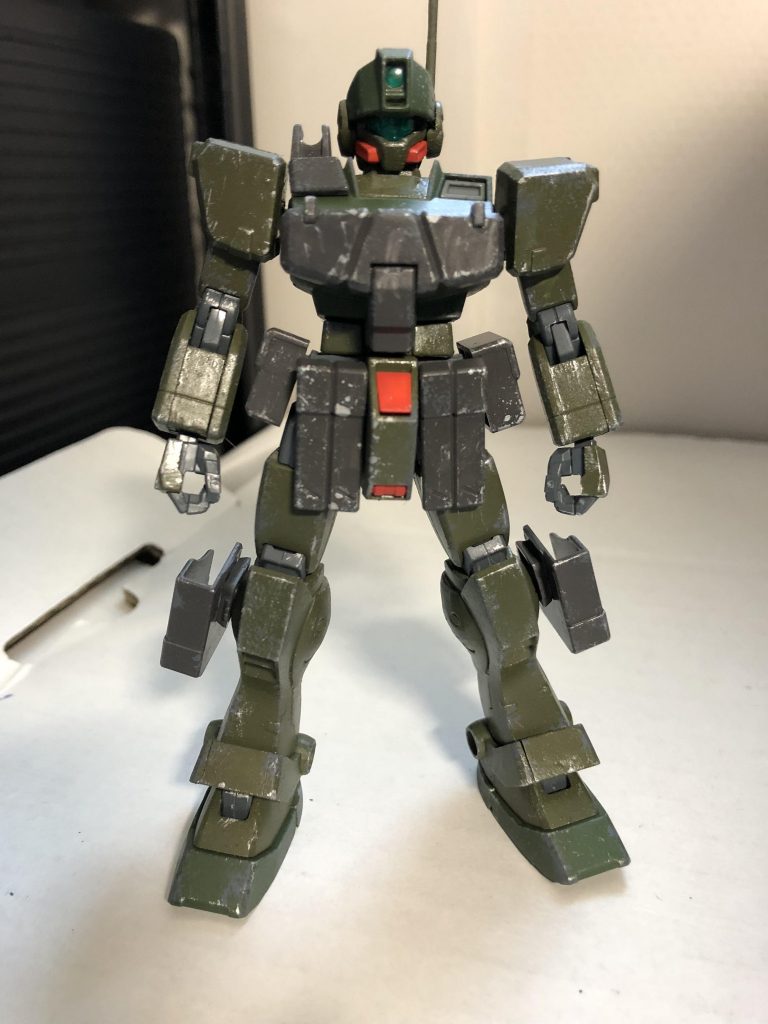 じゃあ、一部のパーツは残そう、んでホルスターの位置は移動じゃあ！

となってこの型となりました。