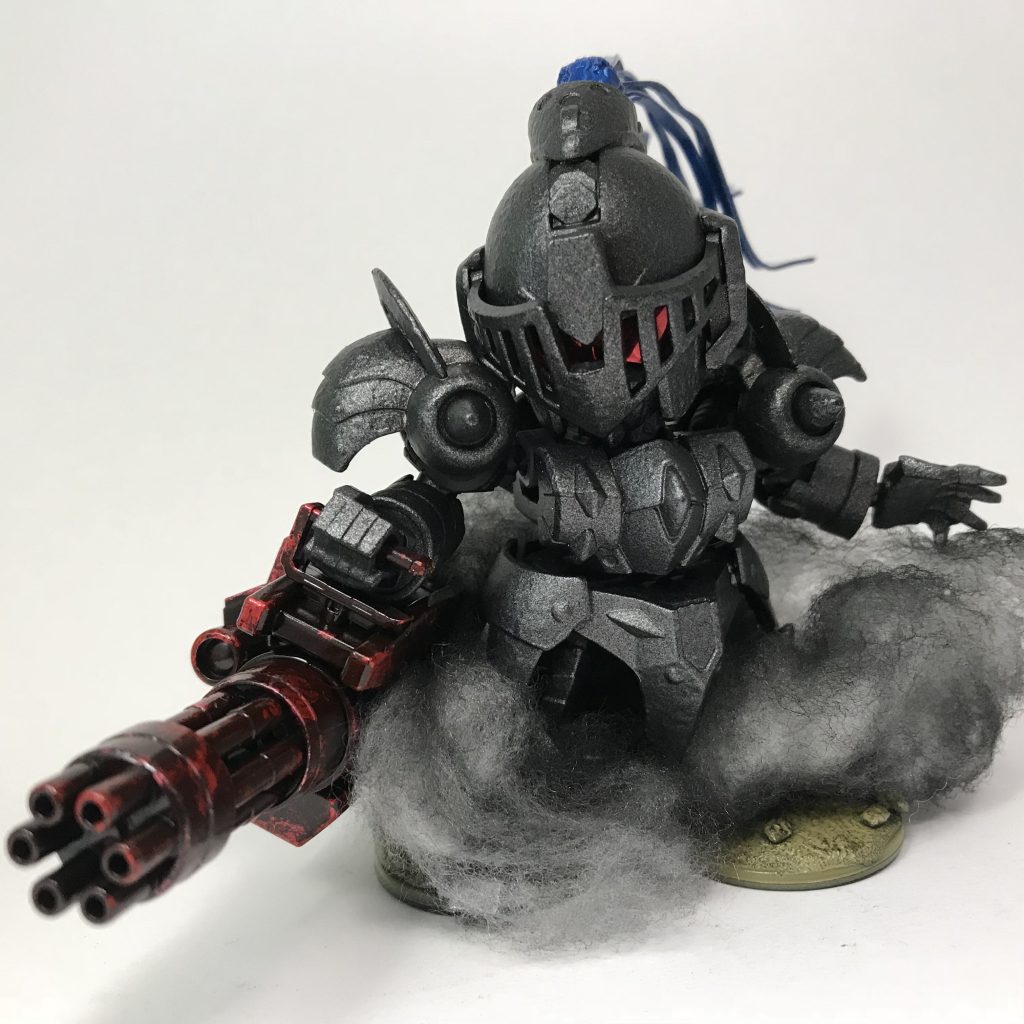 本体表面は、溶きパテで鋳造表現を行なっています。筆で叩きながら塗るだけ。簡単なのにいい感じで、個人的に好みです。
綿で煙も表現しました。取り外し可能です。