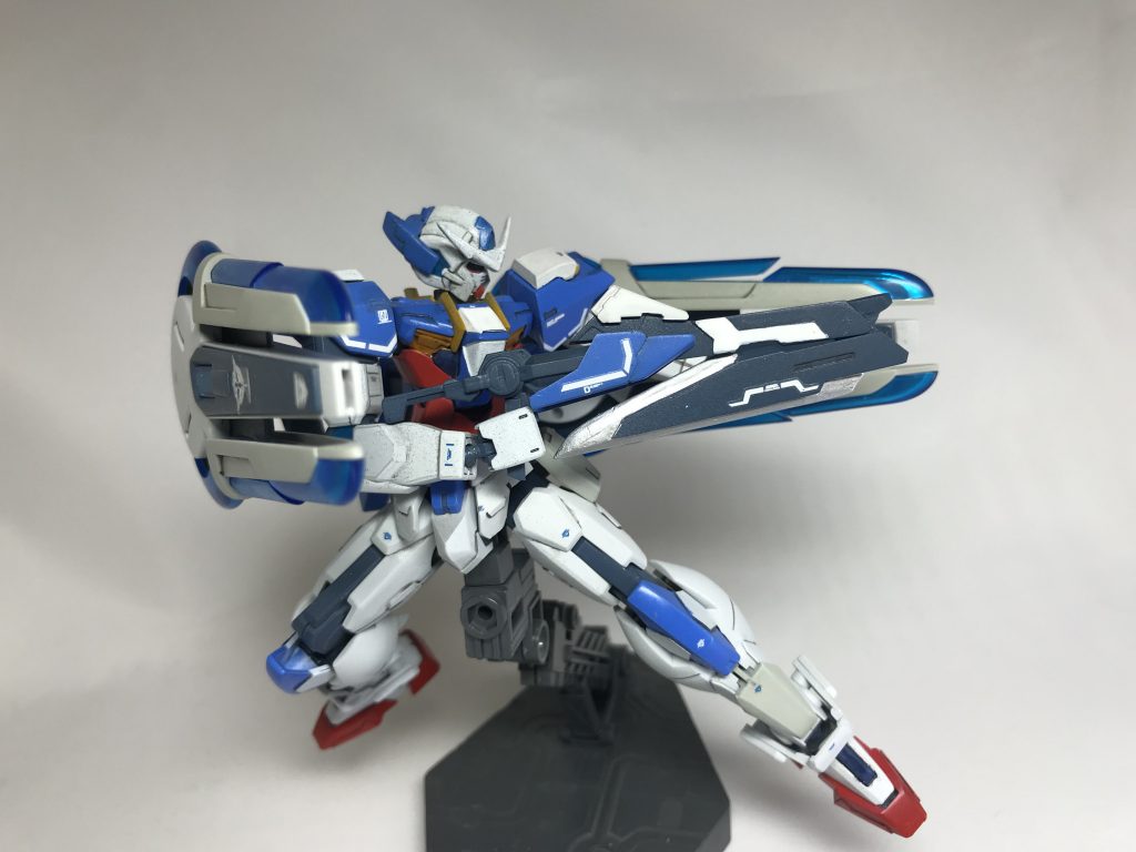 アサルトモード
高出力のGNビームキャノンを発射。