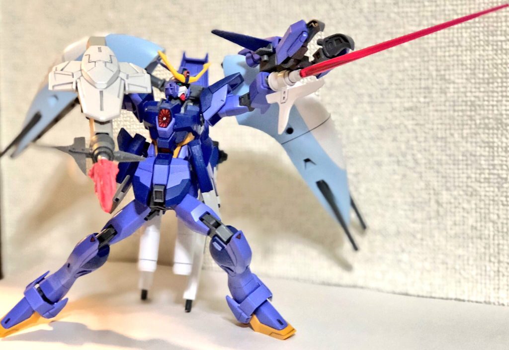 尚上記の武器はビーム刃を展開できるので接近戦もすこぶる強いです