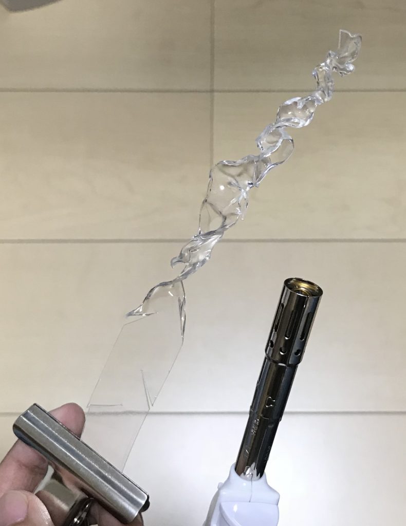 ファンネル射出エフェクトはプラ板をライターで炙って作りました。なかなか気に入ってます。