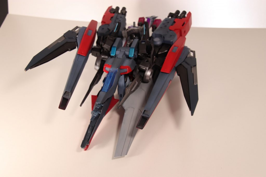 MXモード 
移動に主を置いたモード
フォースメンバーの高速移動にも使われる
基本フォースメンバーのU.Z.さんのグリューンリーゼの戦闘空域への運搬や射撃時の移動手段として運用される