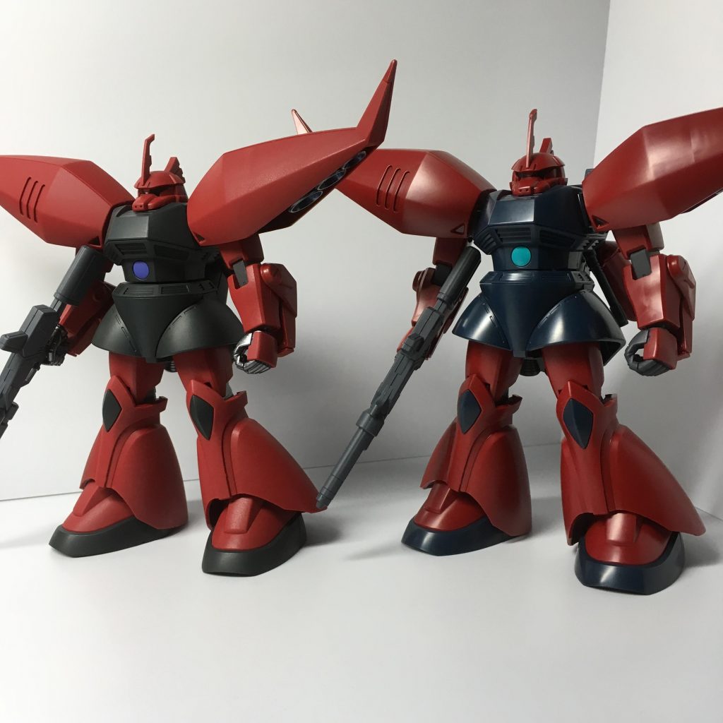 以前作ったものと。今回初めてまともにつや消しトップコートを使いましたが、質感素晴らしい...!