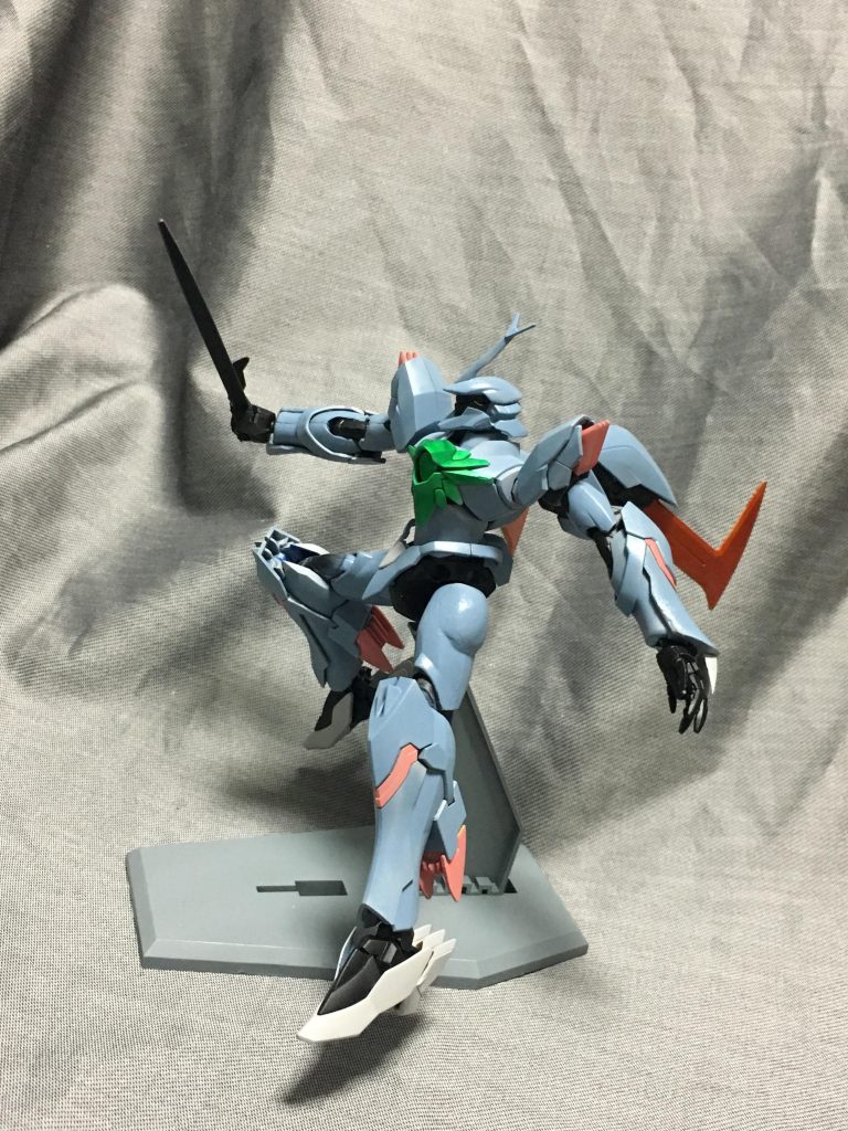 オーラバトラーのポーズって難しいですね