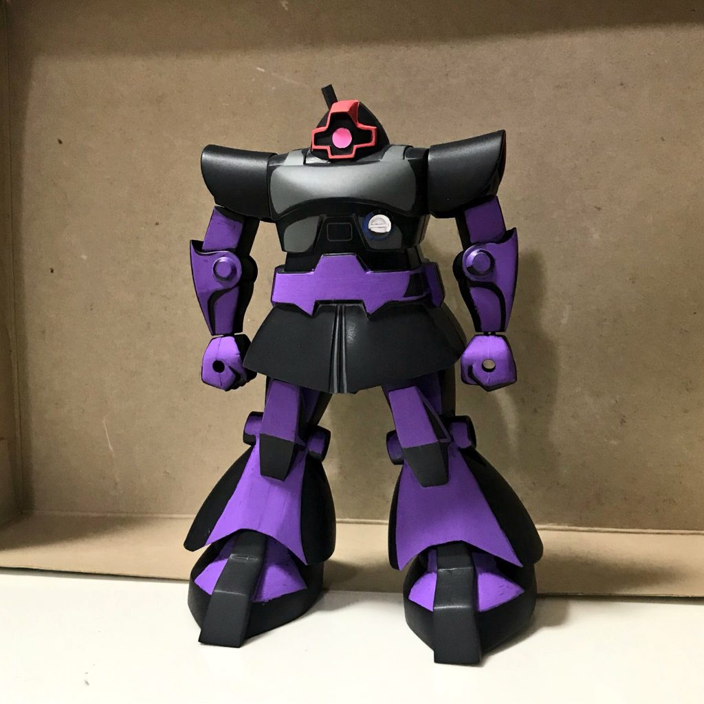 基本色を筆塗りして