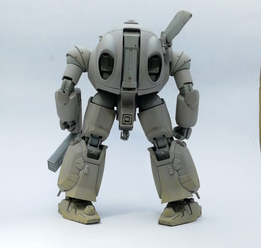 背中の中身はジャンクメカで適当に。