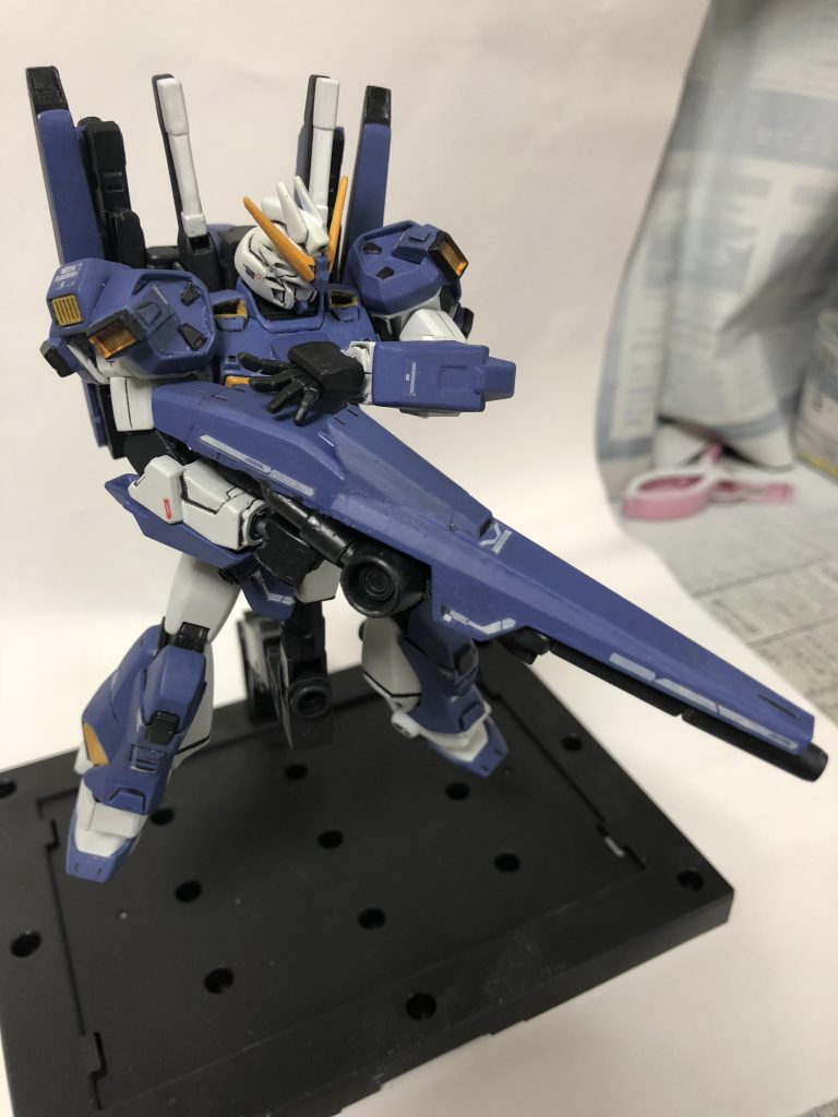 この改造ライフルはトリスタンに付いてるライフルに百万式のランチャーとディテールアップパーツを使って製作しました