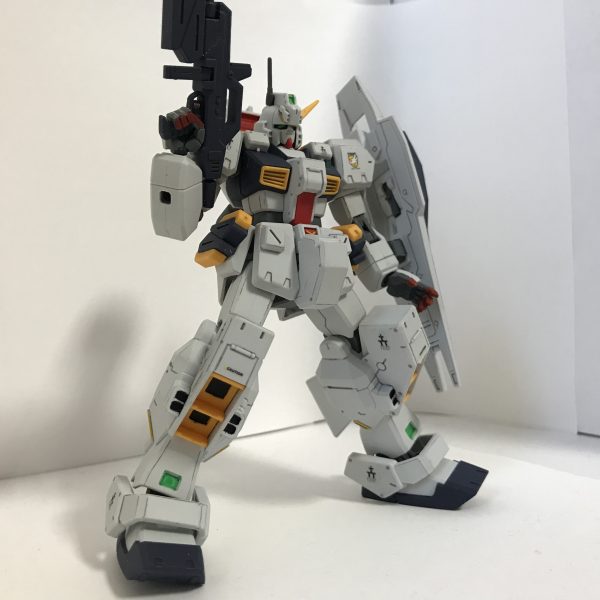 GUNDAM TR-1［HAZEL CUSTOM］