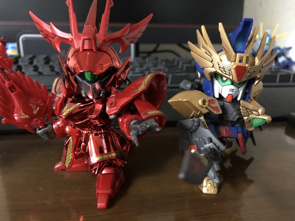 パチ組の司馬懿サザビー君と2ショット