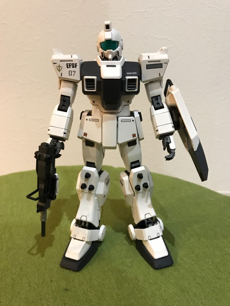 ジムも寒冷地仕様にカラーリング変えてます。
ウェザリング入れる前。