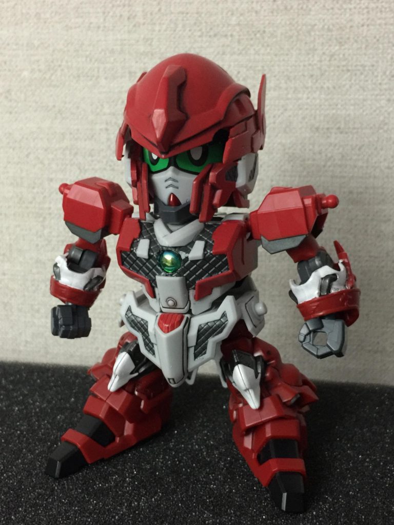 軽装状態:零丸のギミックを活かして、フェイスオープンしてガンダム顔になります