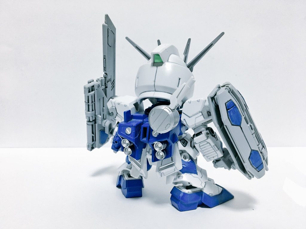 リア。バーニアは4アーティストシルバーで塗装しました。